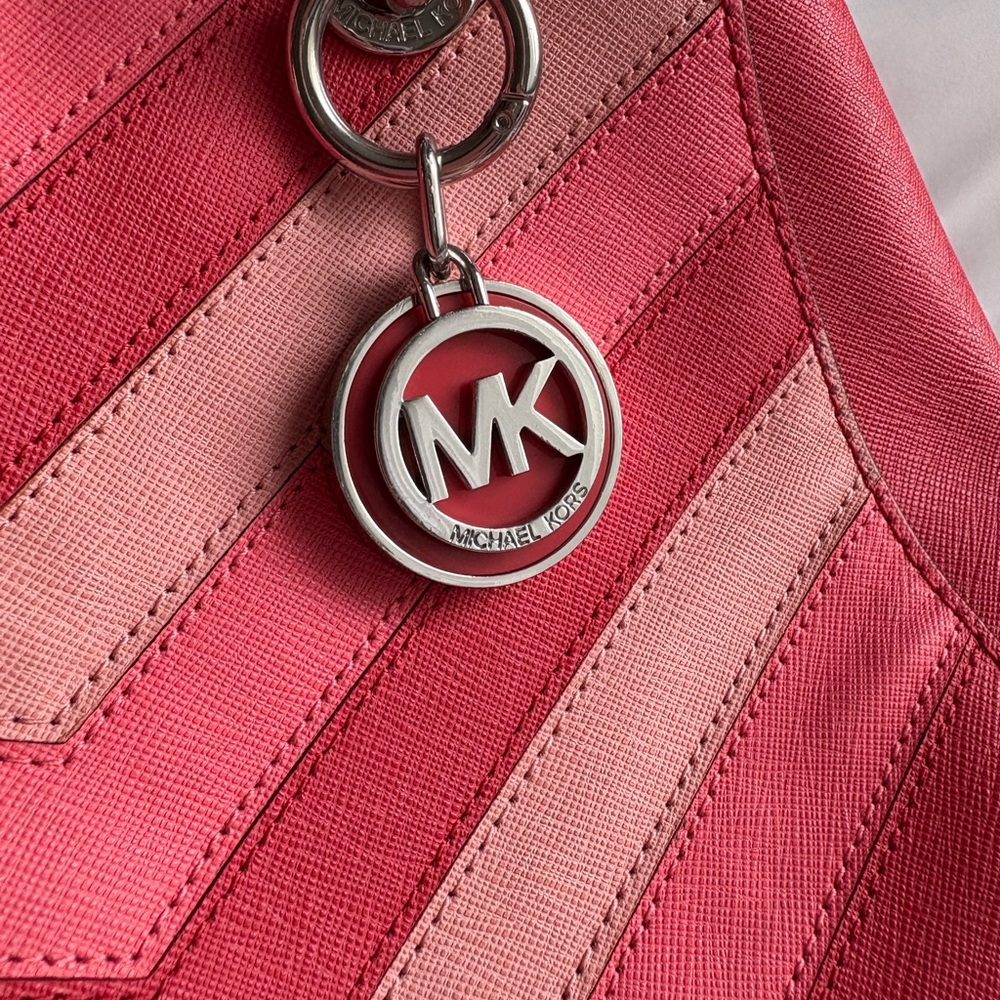 Michael Kors Pink Handbag - Picture 15 of 16